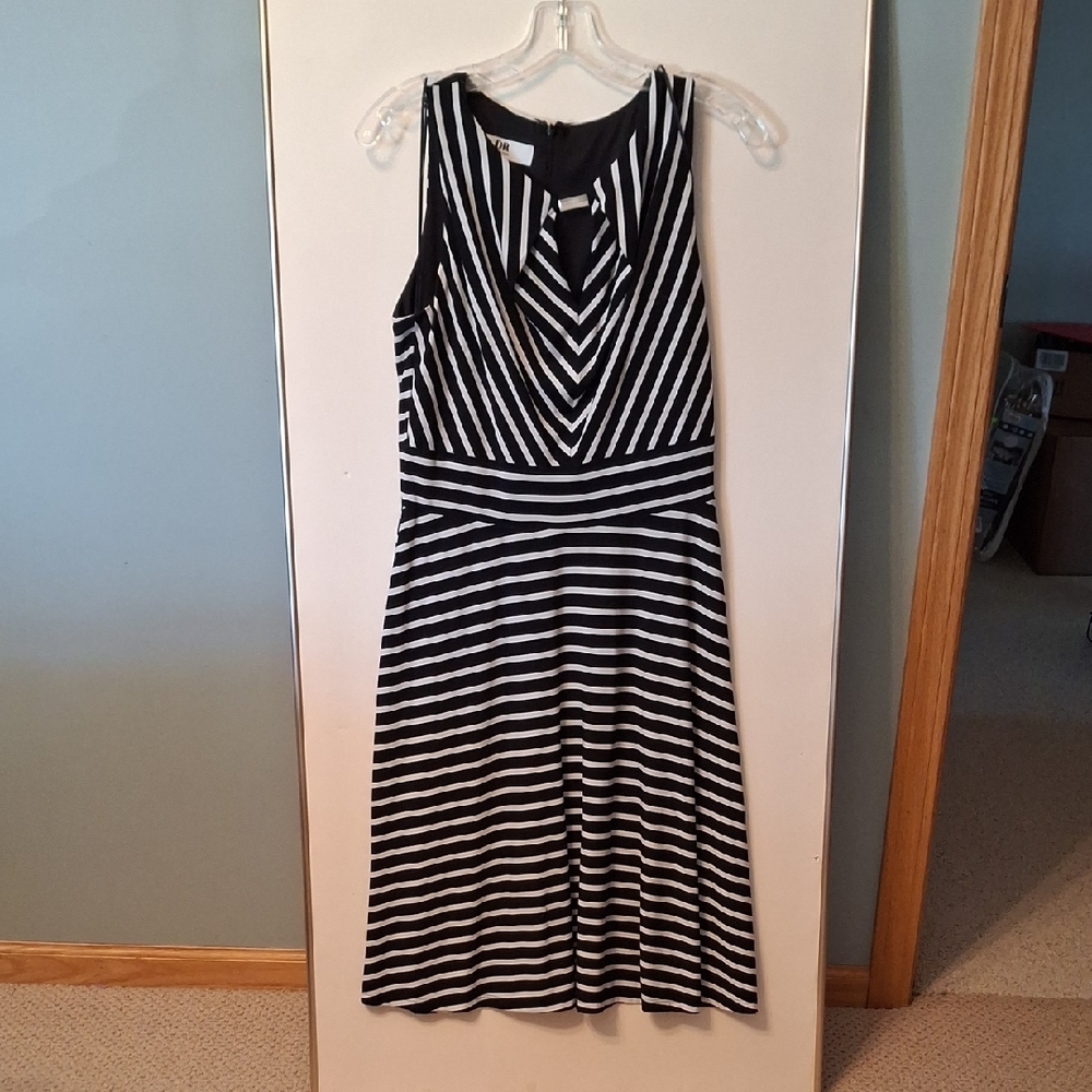 SD Collection Black and White Striped Midi Dress